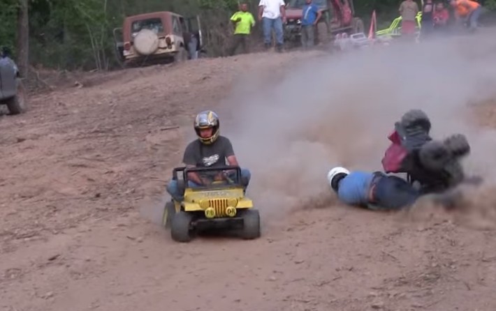 Extreme barbie jeep racing rules #3