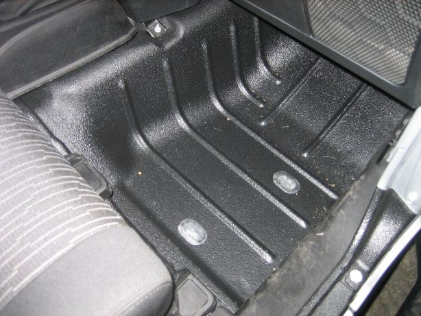 Anybody running slush mats WITHOUT carpet? | Jeep Wrangler Forum