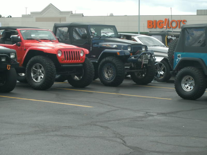 lowered jk? post pics if you got em!  - The top destination  for Jeep JK and JL Wrangler news, rumors, and discussion