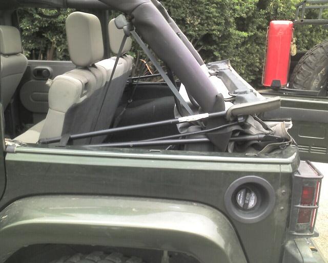 Folding down the Soft-Top and aligning the bows?  - The top  destination for Jeep JK and JL Wrangler news, rumors, and discussion