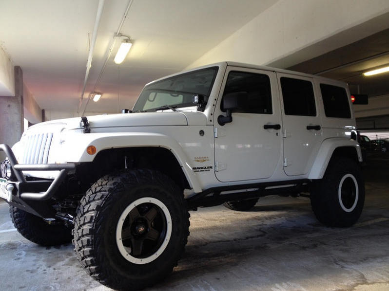 White Jeeps named The Yeti only page