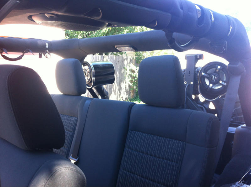 Speakers on roll bar?  - The top destination for Jeep JK and  JL Wrangler news, rumors, and discussion