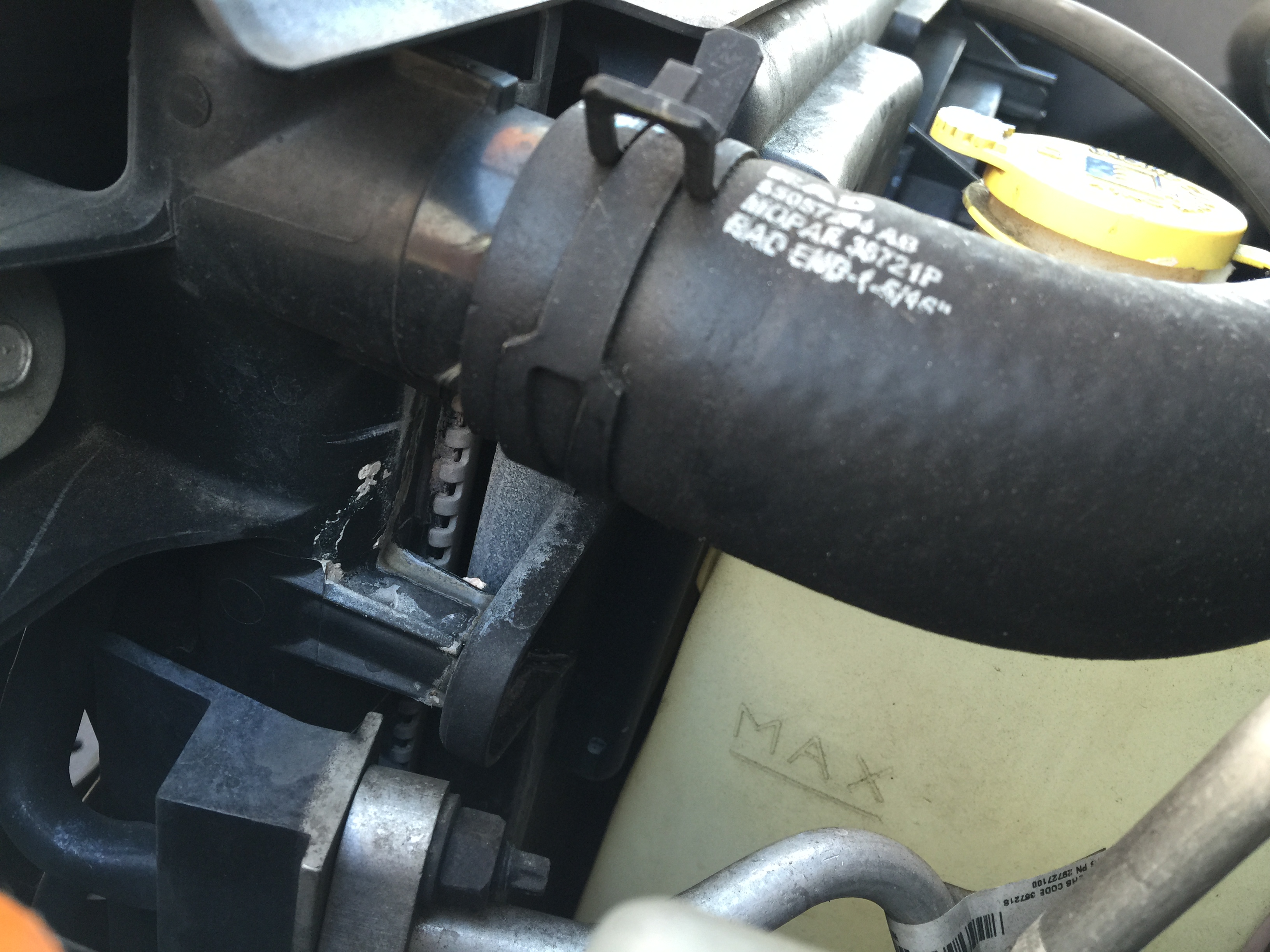 Coolant leak from top of radiator? any ideas took a pic  -  The top destination for Jeep JK and JL Wrangler news, rumors, and discussion