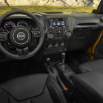 A Closer Look at the 2014 Jeep JK Wrangler Altitude