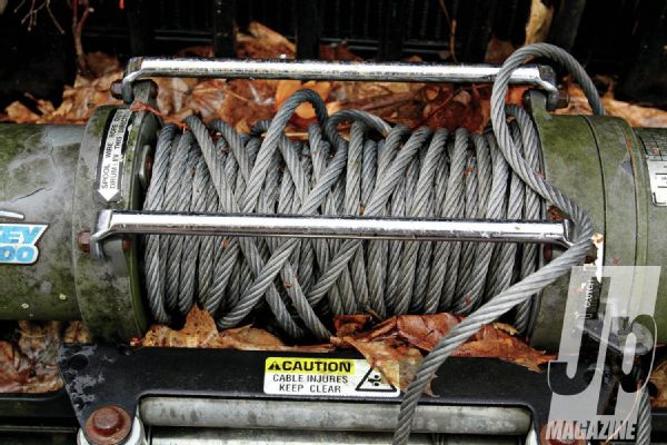 used-winch-checking-the-cable