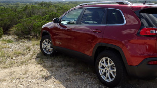 JK-Forum Reviews the 2014 Cherokee Latitude 4X4
