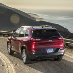 JK-Forum Reviews the 2014 Cherokee Latitude 4X4