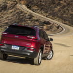 JK-Forum Reviews the 2014 Cherokee Latitude 4X4
