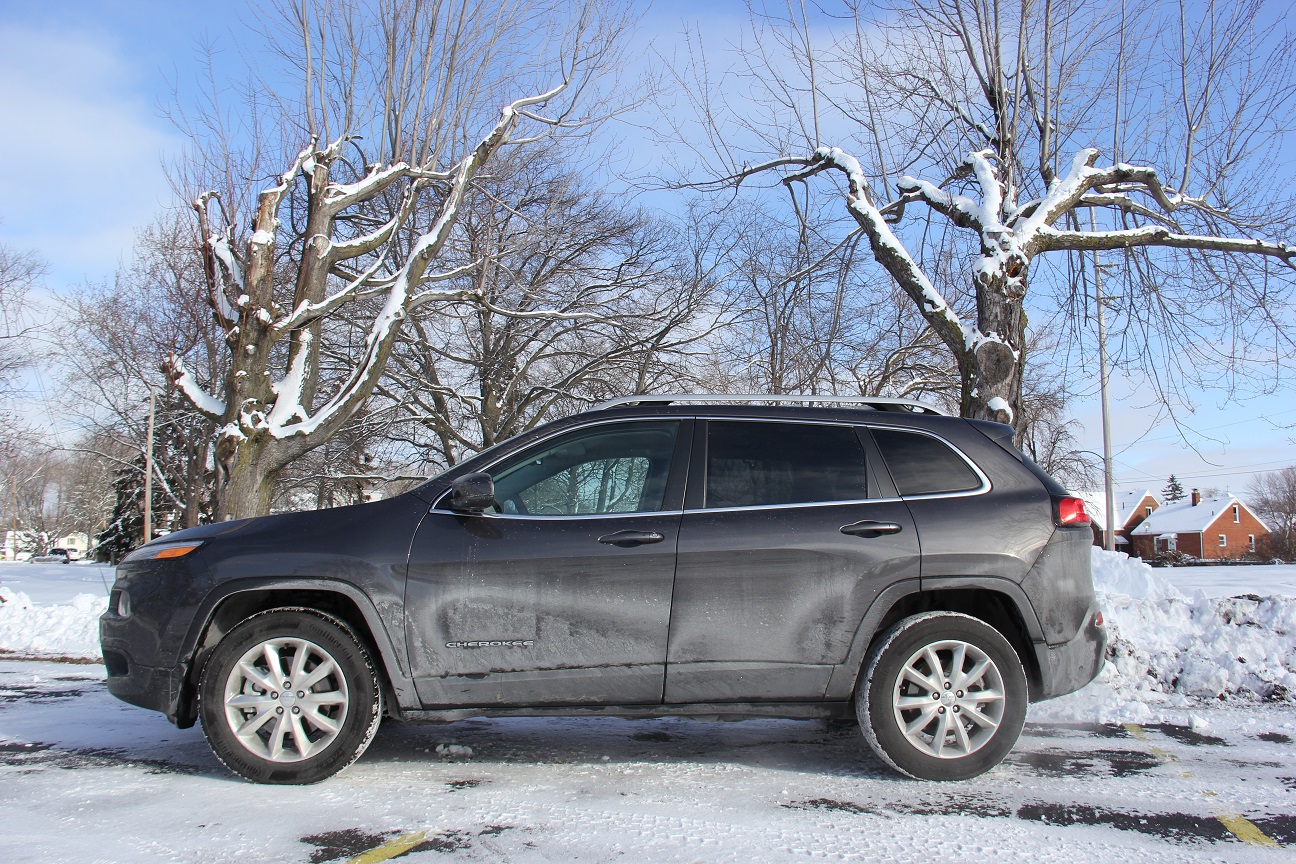 Jeep Cherokee (side profile)