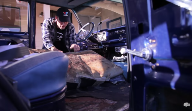 Hooniverse Garage: 1969 Jeep Wagoneer