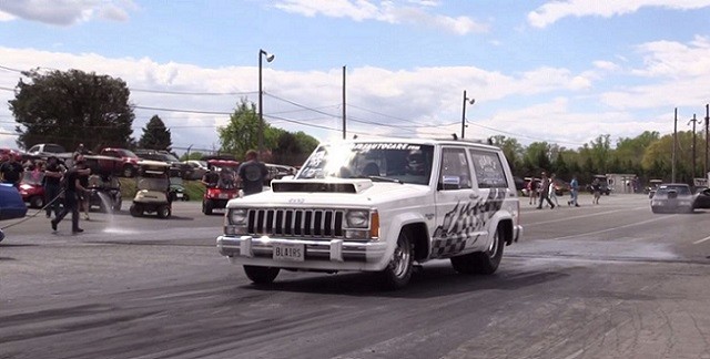 Jeep Cherokee Dragster is Crazy-Insane Bonkers