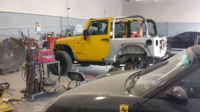 Man Builds JK in Nine Days for Daughter’s Graduation Gift