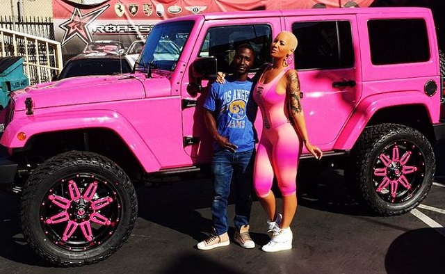 Model Amber Rose Picks Up an All-Pink Custom Jeep - JK-Forum