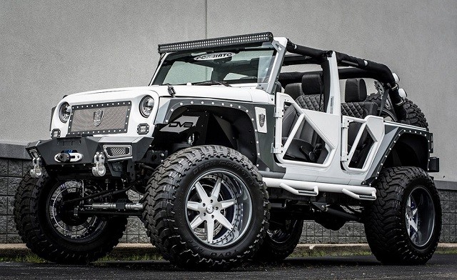 Is ‘Betty White’ the Right Name for This Custom Jeep?