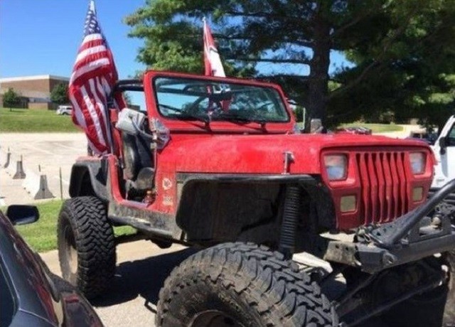 Kansas City Chiefs Player Loves His Jeep