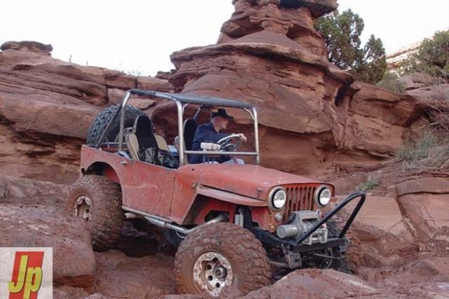 Born on a Shortstar: Flat Fender Jeep With a 3.5L GM V6