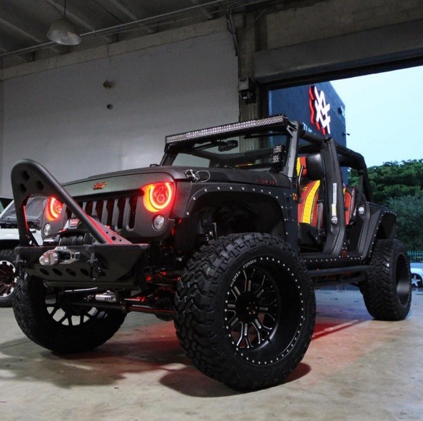 Mayweather Gets New Non-Burnt Custom Jeep Wrangler