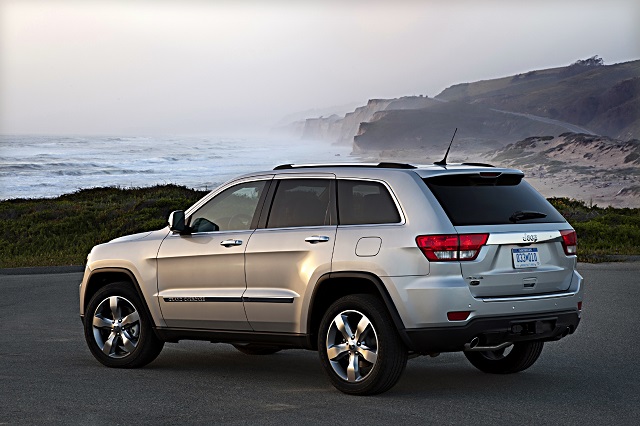 Jeep Grand Cherokee and Dodge Durango Being Recalled for Potential Fire Hazard