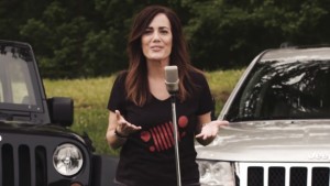 Jeep Fan Pitches Herself as Brand Spokesperson