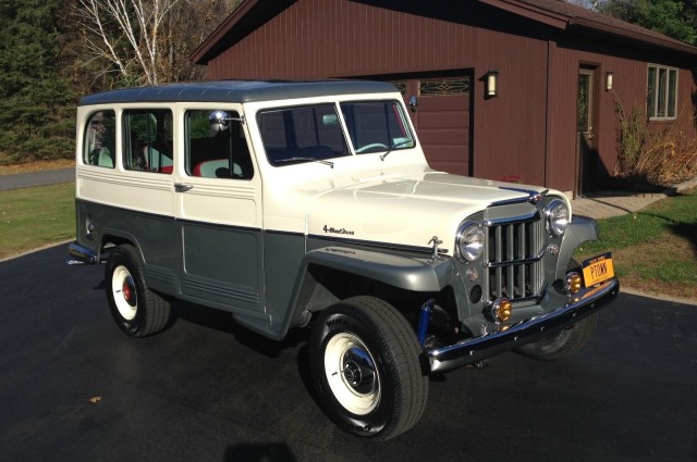 Gorgeous 1959 Jeep Willys Station Wagon Will Make You Miss the Good Old Days