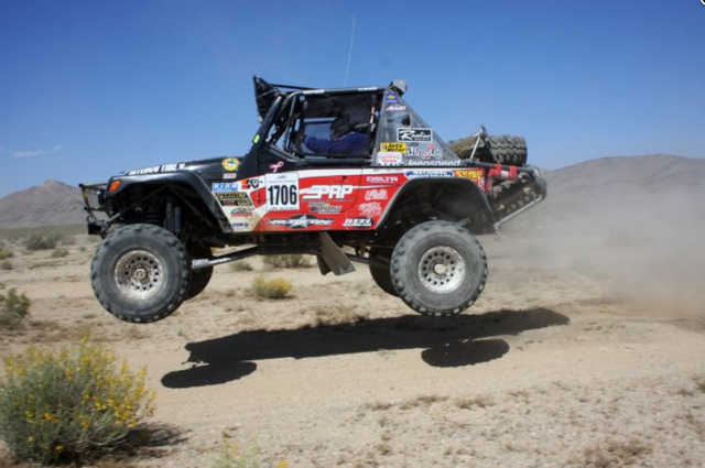 Own the Jeep Desert Racing Scene for Only 50 Gs