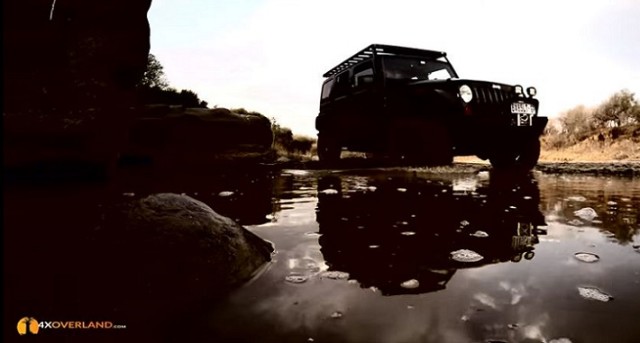 Video Review Pits Wrangler Against Land Rover Defender