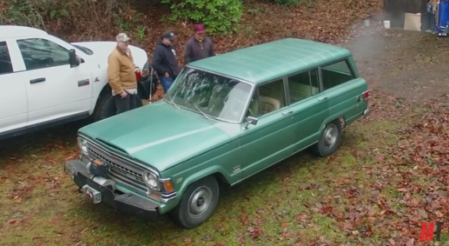‘Dirty Every Day’: 1972 Grand Wagoneer Is a Collector’s Dream