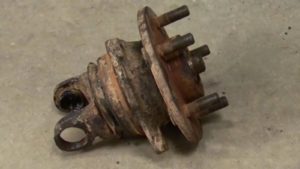 Save Your Broken Axle With This U-joint Quick Fix
