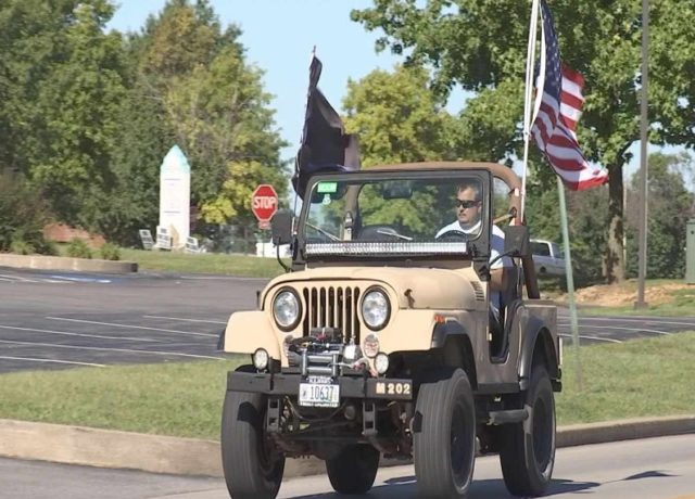 Illinois Jeep Owners Honor Local First Responders in Memory of 9/11