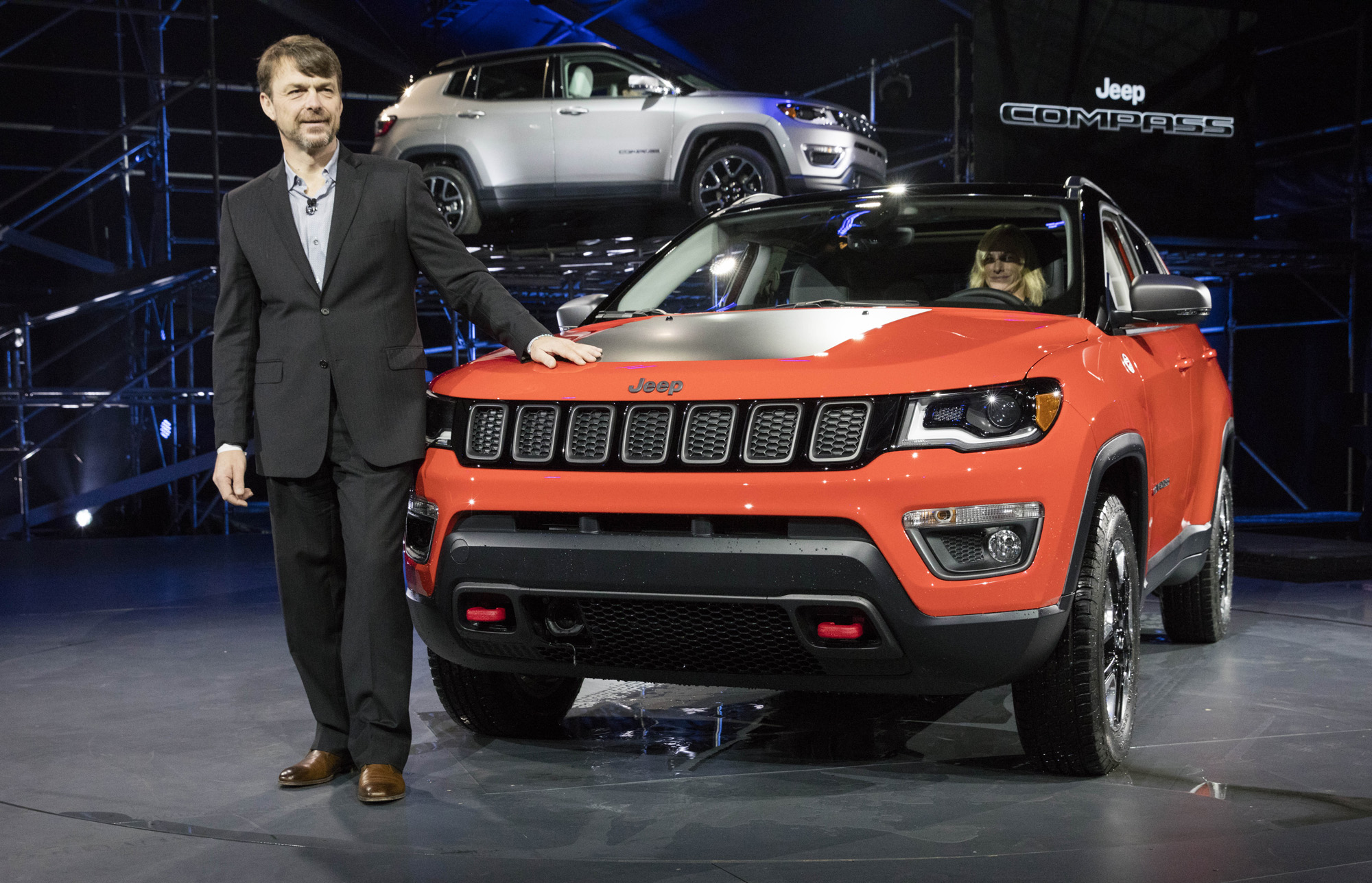Mike Manley will replace Sergio Marchionne