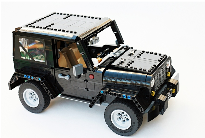 Here’s a Rad Jeep Wrangler Made of LEGOs