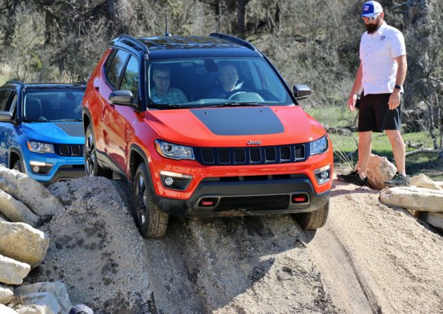 We Have a 2017 Jeep Compass Trailhawk for a Week. Send Us Your Questions About It!