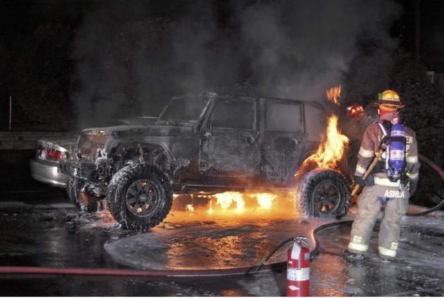 Jeep Wrangler Engulfed by Mysterious Fire
