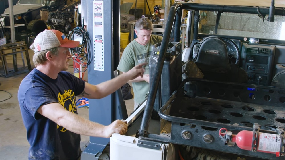Watch the guys from Dirt Every Day prep a Jeep for some serious off-roading.