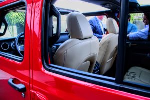 FCA Apple CarPlay Experience