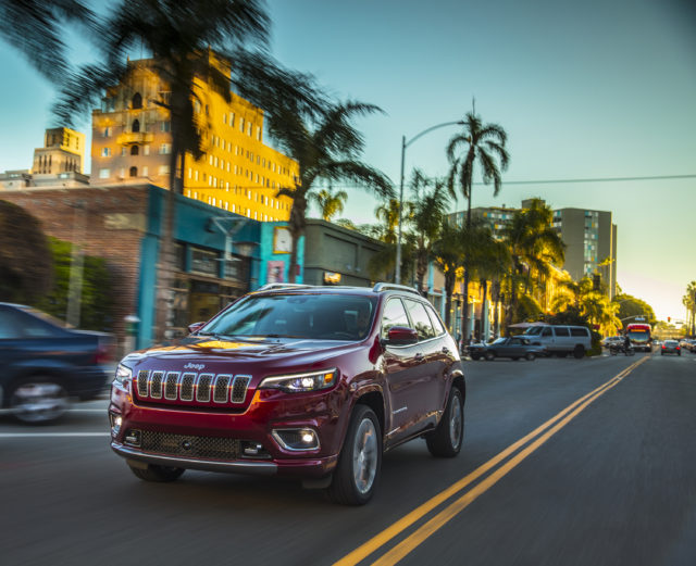 2019 Jeep Cherokee Overland