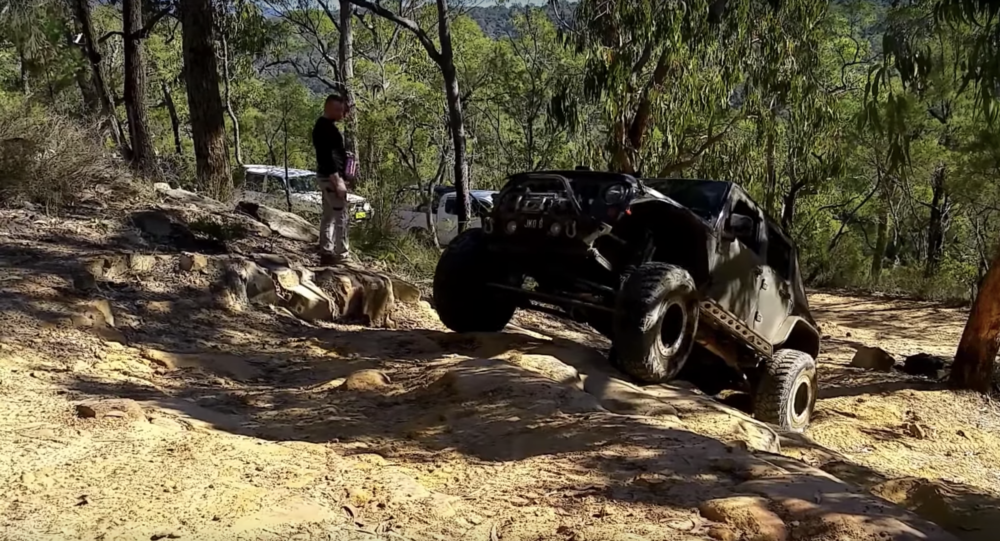 Jeep Wrangler Unlimited rock crawling