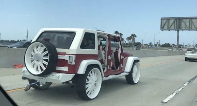 Hideous Jeep Wrangler JL