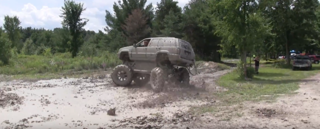 JK Forum Jeep Mudding