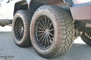 6X6 Conversion for Jeep Wrangler Comes With Giant Hemi