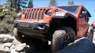 Jeep Wrangler Rubicon Rock Crawl