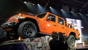 Jeep Gladiator Rubicon Low Side