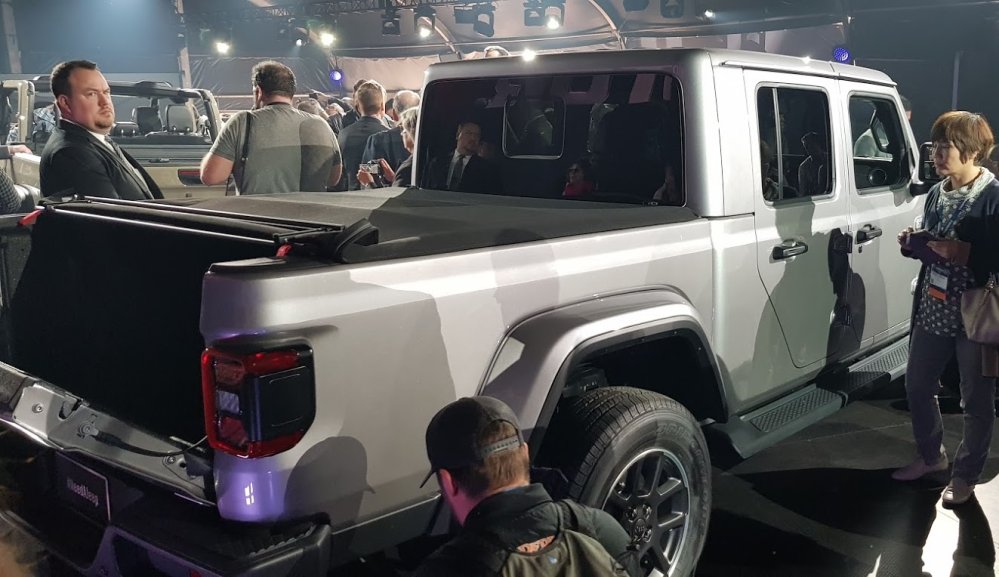 Jeep Gladiator Overland Rear