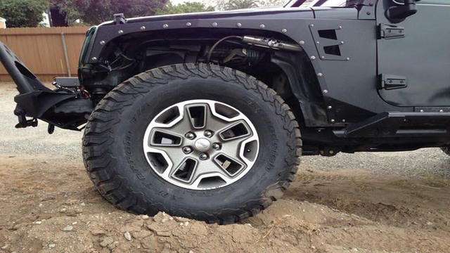 Jeep Wrangler JK: All-Terrain Tire Reviews