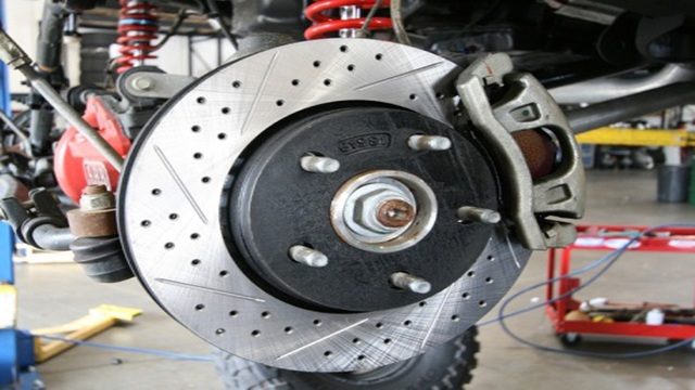 Jeep Wrangler JK: How to Replace Brake Pads, Calipers, and Rotors