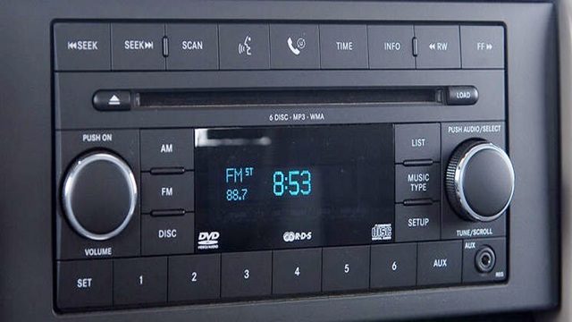 Jeep Wrangler JK: How to Install Car Stereo and Speaker System