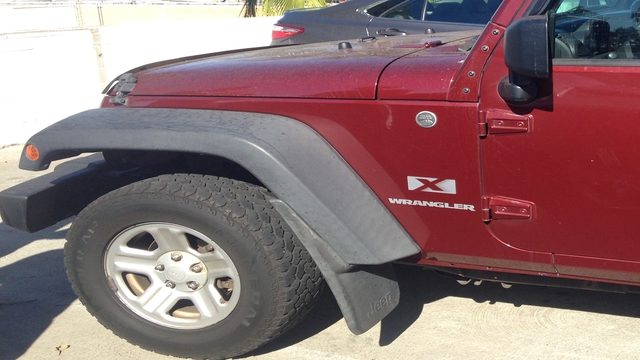 Jeep Wrangler JK: How to Remove Front/Rear Fenders