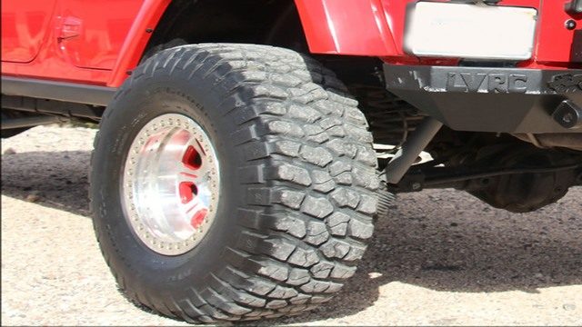 Jeep Wrangler JK: Wheel and Tire Diagnostic Guide
