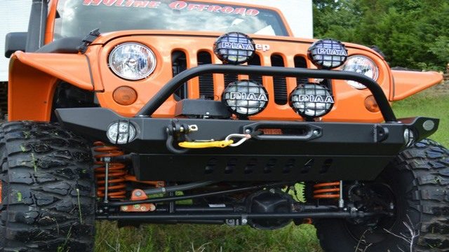 Jeep Wrangler JK: How to Use Winch to Recover Another Vehicle