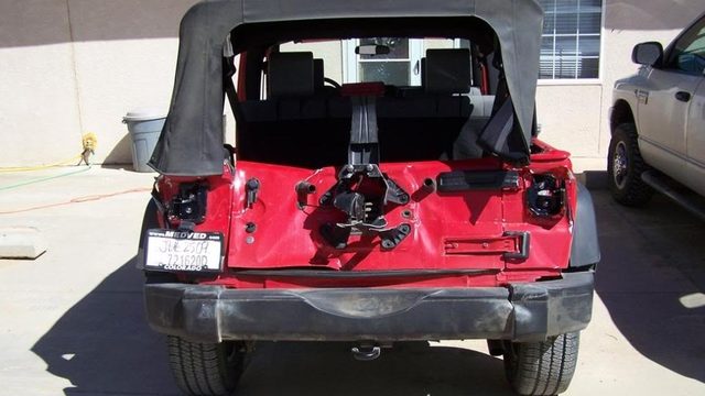 Jeep Wrangler JK: Crash Test and Safety Ratings